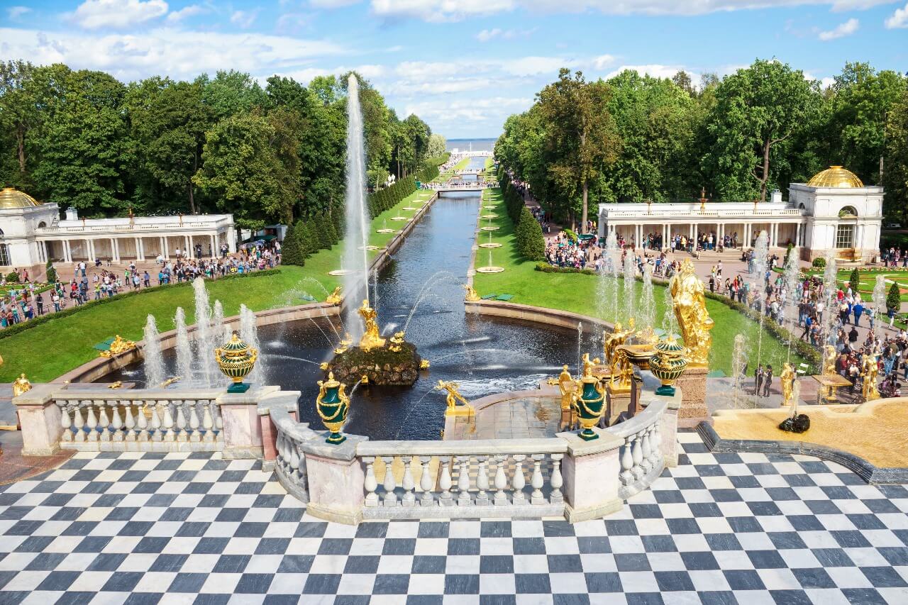 السياحة في سانت بطرسبرغ